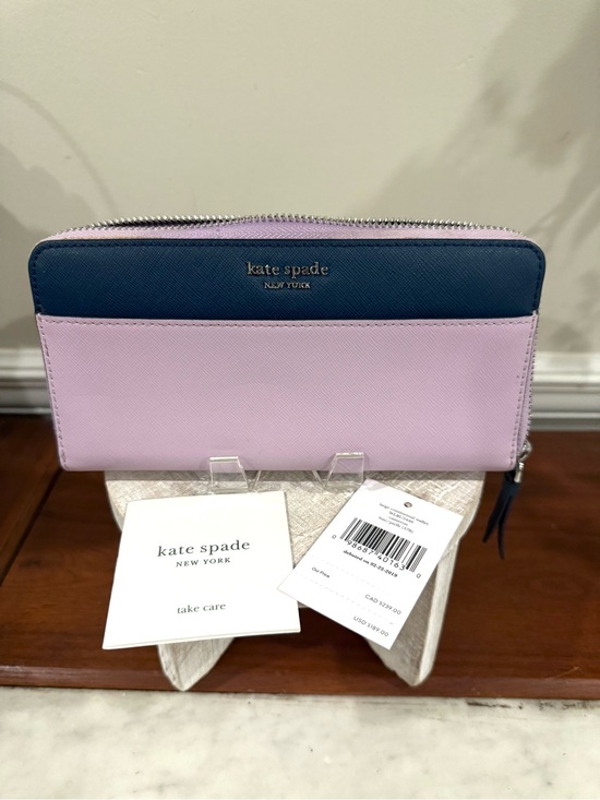 kate spade Handbags - 🌸 Kate Spade Zip Wallet ~ NEW